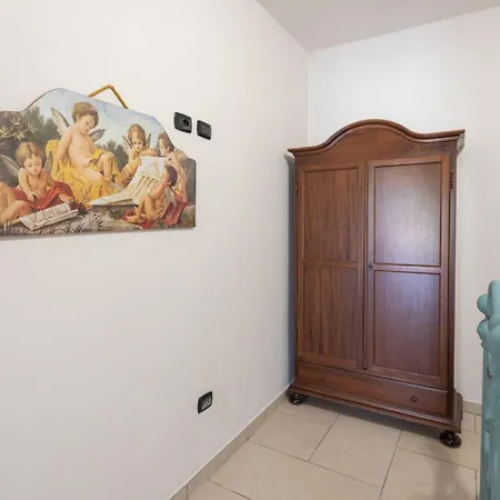 Antonella Intera Gallipoli