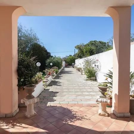 Antonella Intera Tatil Evi