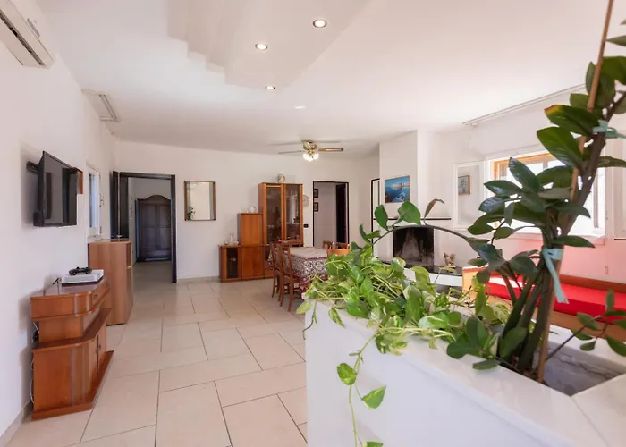 Antonella Intera Tatil Evi